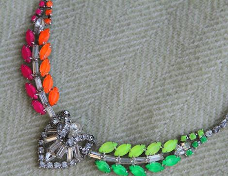 hacer collares neon